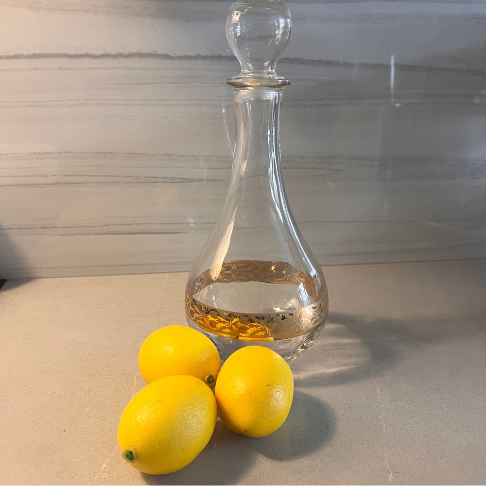 Vintage Style‎ Italian Glass Decanter Gold Ribbon Made in Italy 12" Marked Italy